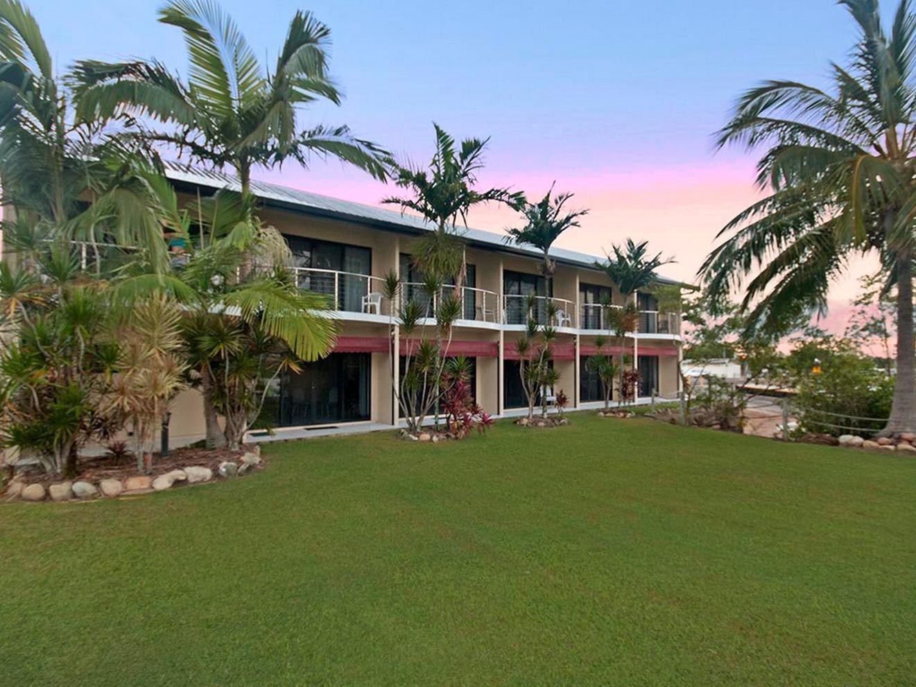 Hinchinbrook Marine Cove Resort Lucinda Dış mekan fotoğraf