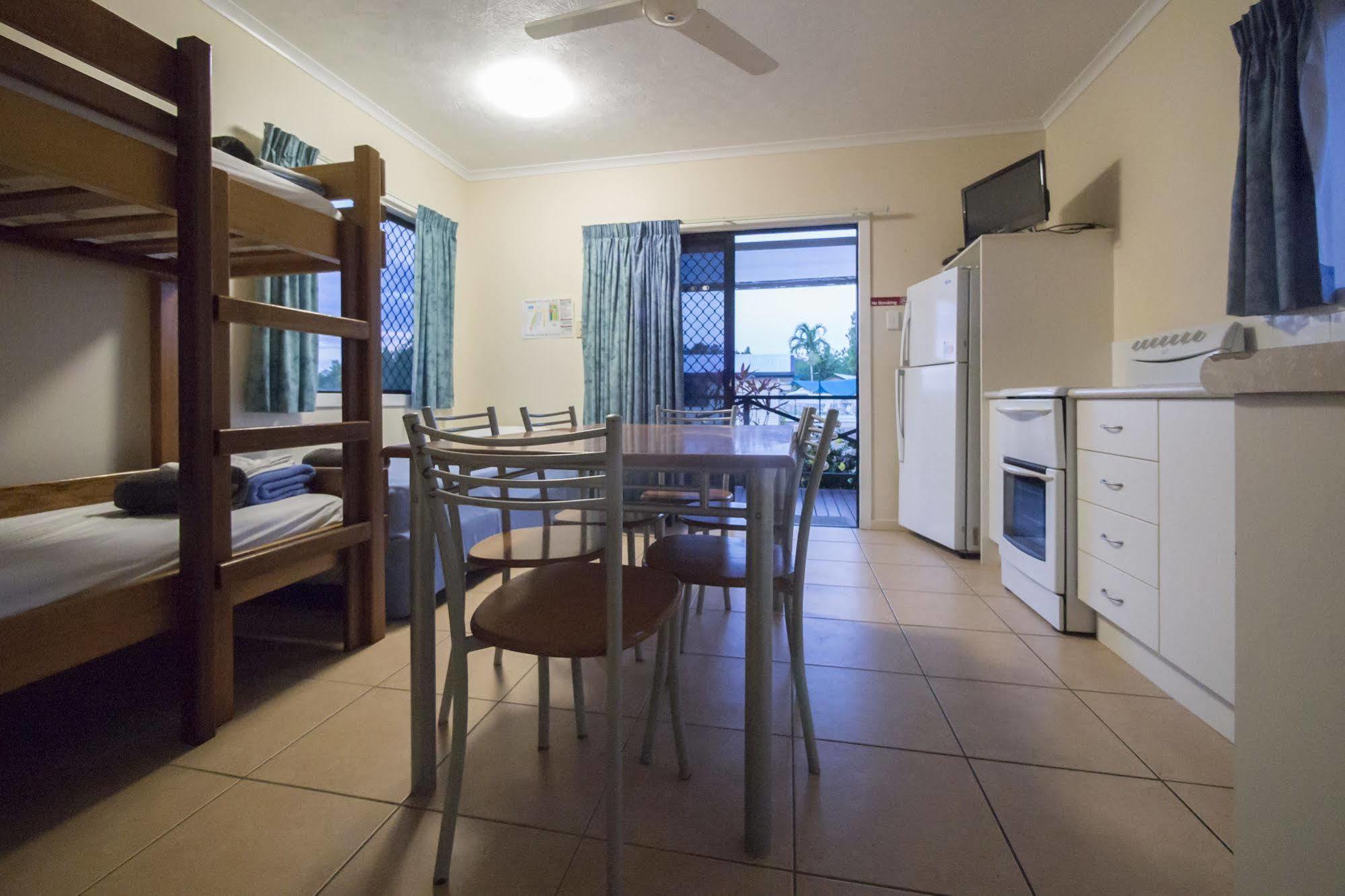 Hinchinbrook Marine Cove Resort Lucinda Dış mekan fotoğraf